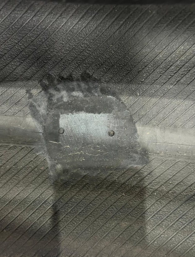 Скрытый дефект с внутренней стороны шин б/у