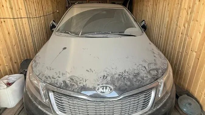 пыльная КИА из гаража, простояла 12 лет