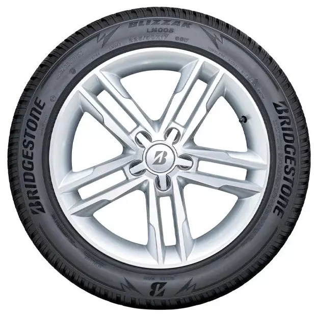 Шина Bridgestone Blizzak LM005 106H XL R17 225/65 зимняя