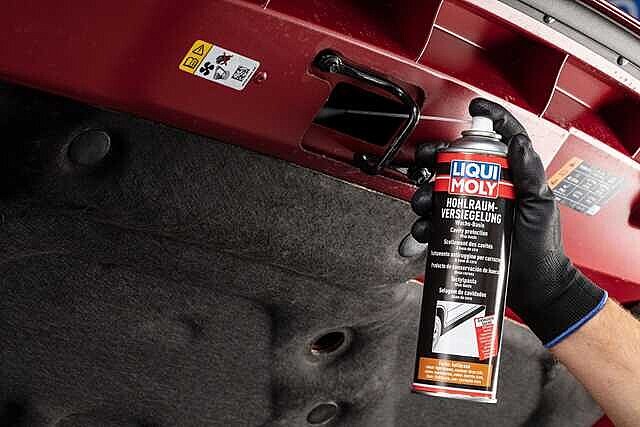 Антикор для пустот кузова воск Liqui Moly Hohlraum Versiegelung Spray hellbraun светло-желтый 500гр